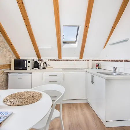 Tragos Lemon Tree Apartman Trogir