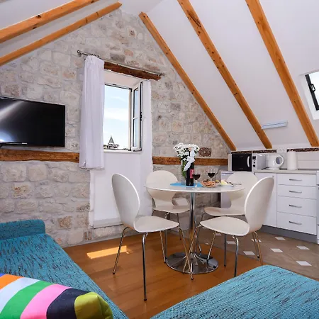 Tragos Lemon Tree Apartman Trogir