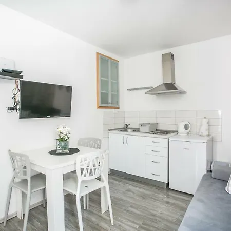 Tragos Lemon Tree Τρογκίρ