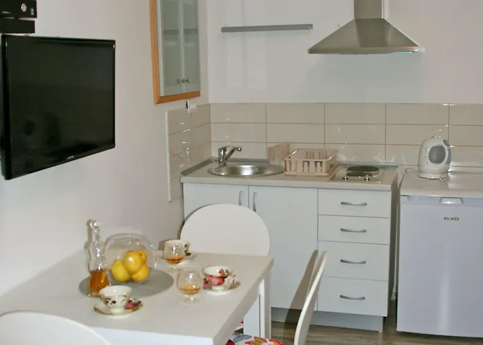 Tragos Lemon Tree Apartamento