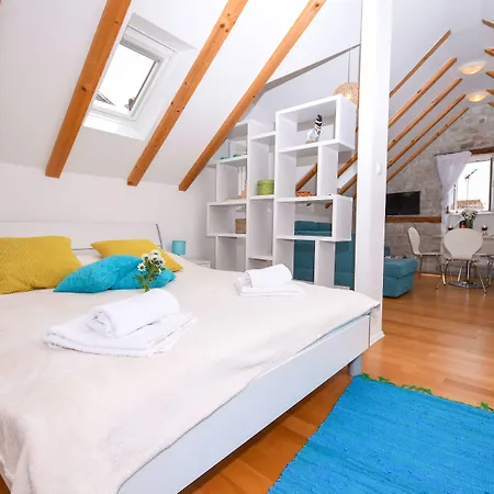 Tragos Lemon Tree تروغير