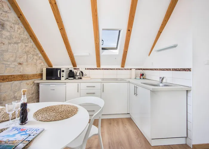 Tragos Lemon Tree Апартаменты Трогир