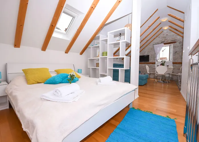 Tragos Lemon Tree Трогир