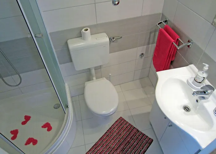 特拉格斯柠檬树公寓 公寓 *