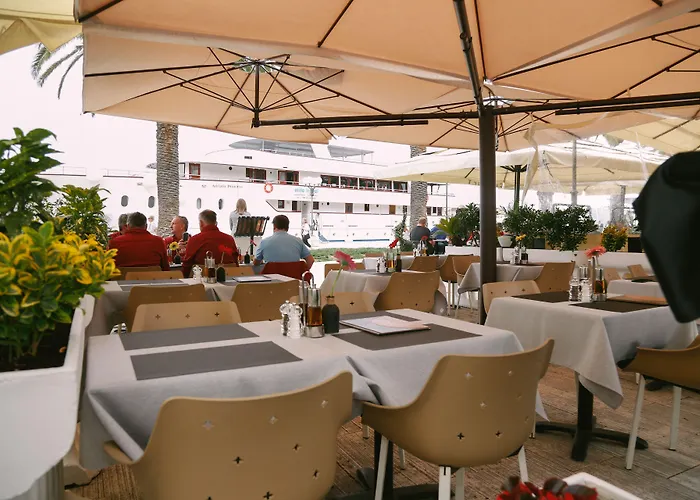 特拉格斯柠檬树公寓