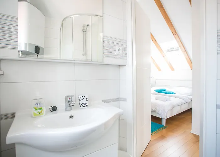 Апартаменты Tragos Lemon Tree *