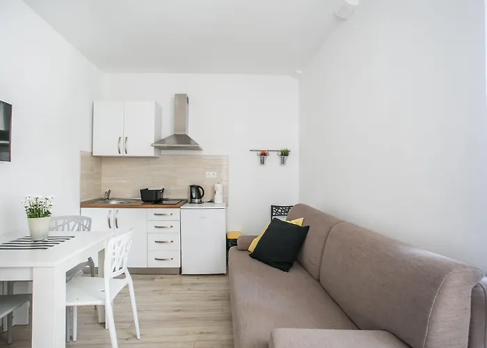 Tragos Lemon Tree Апартаменты Трогир