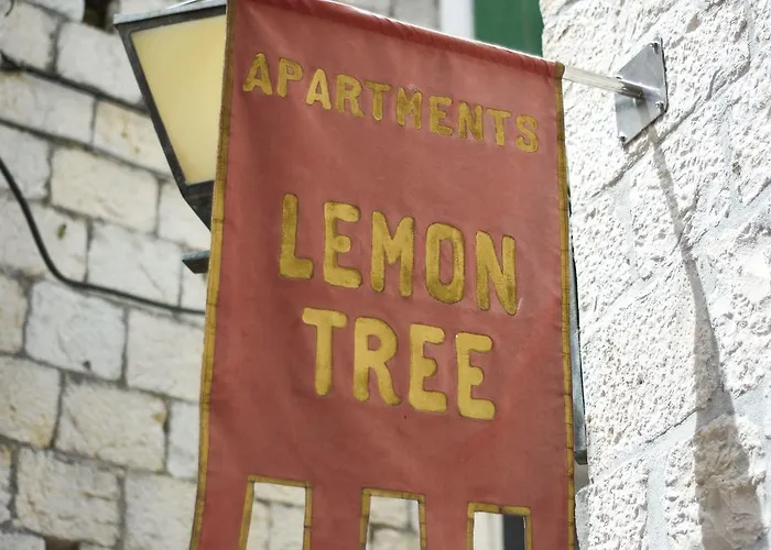 特拉格斯柠檬树公寓