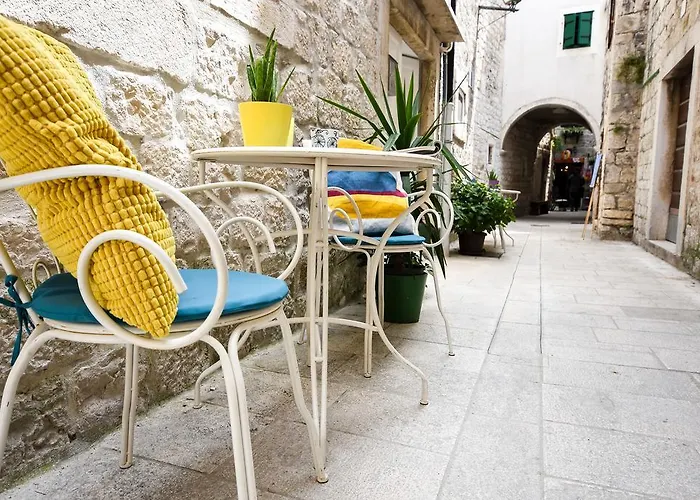 特拉格斯柠檬树公寓